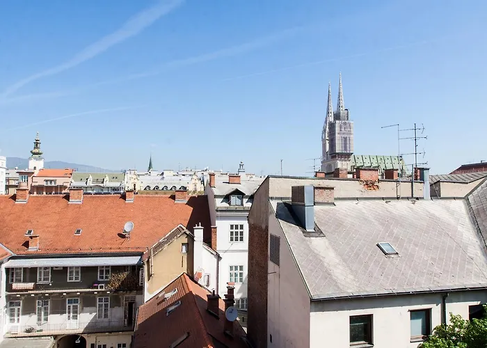 Luxury Main Square Apartments